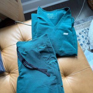 Figs Emerald Green Scrubs